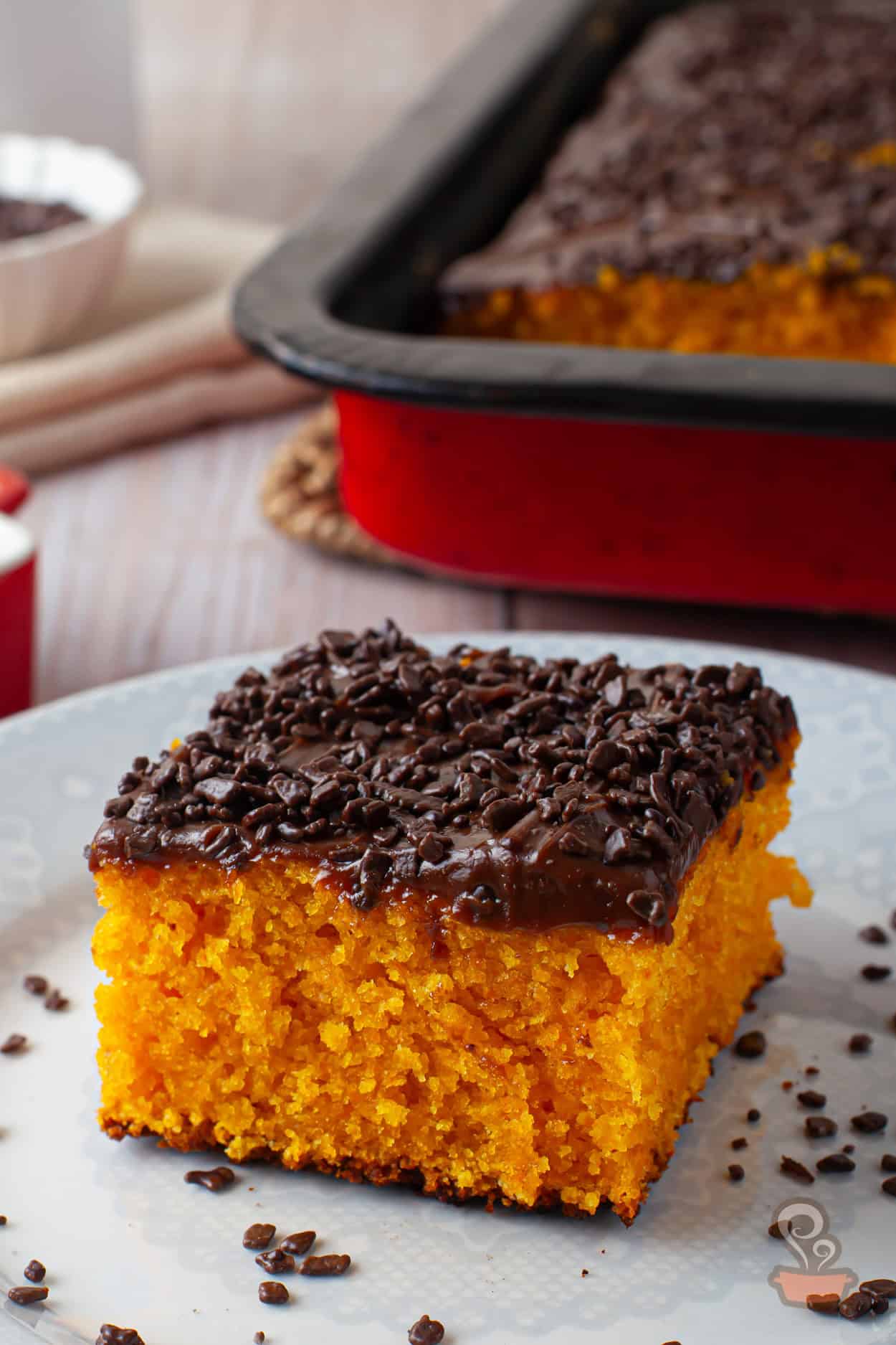 Bolo de cenoura ganha guia prático com medidas exatas e tempo de forno otimizado - Imagem do artigo original