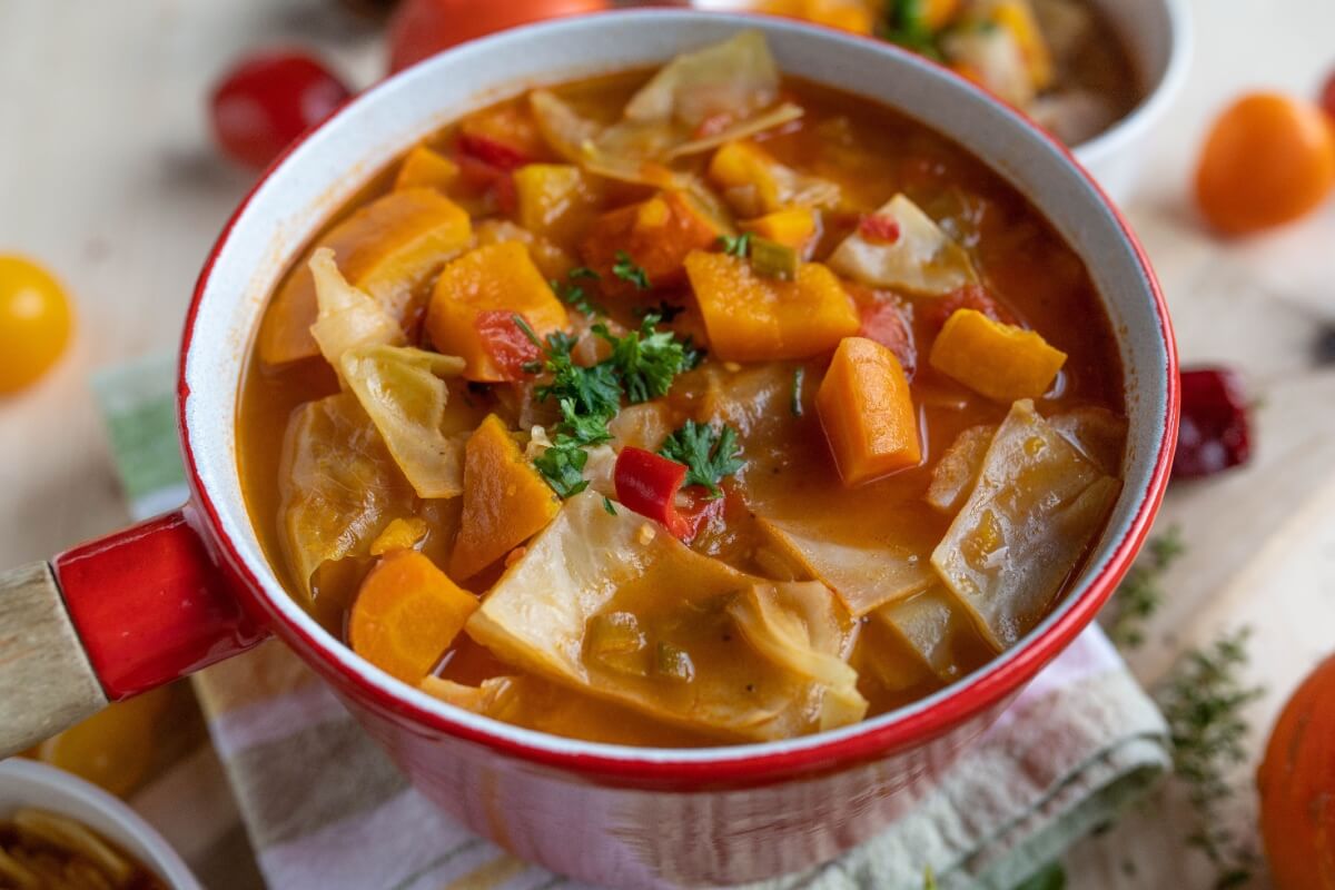5 sopas fáceis que aquecem o jantar em noites frias - Imagem do artigo