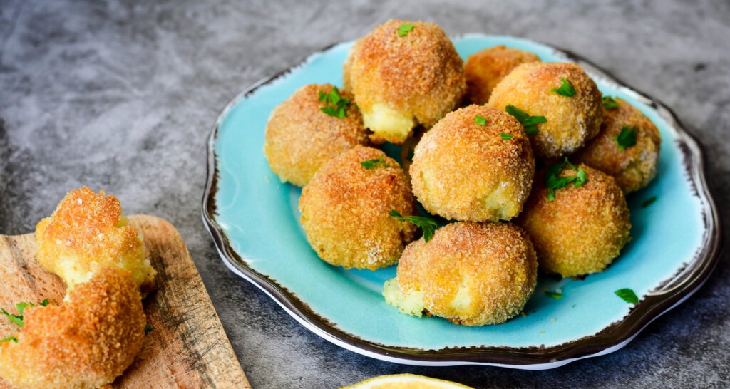 Bolinho de arroz: 6 receitas para almoço ou jantar - Imagem do artigo