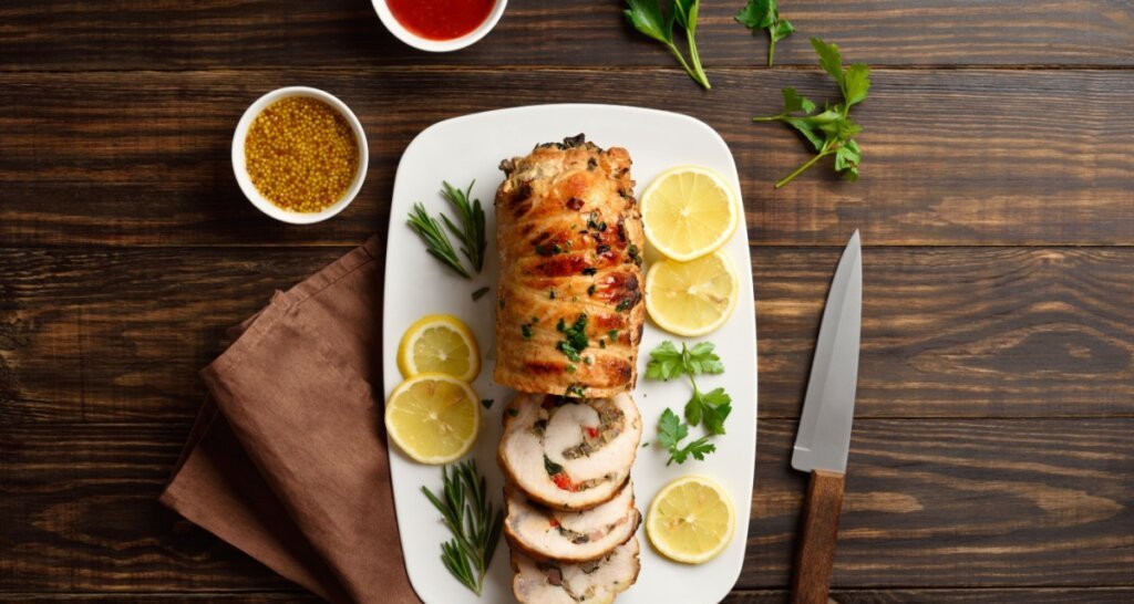 Receitas de Natal: rabanada, lombo recheado e farofa - Imagem do artigo