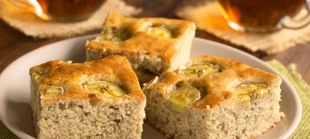 Bolo de banana fit: receita com 3 ingredientes sem açúcar - Imagem do artigo