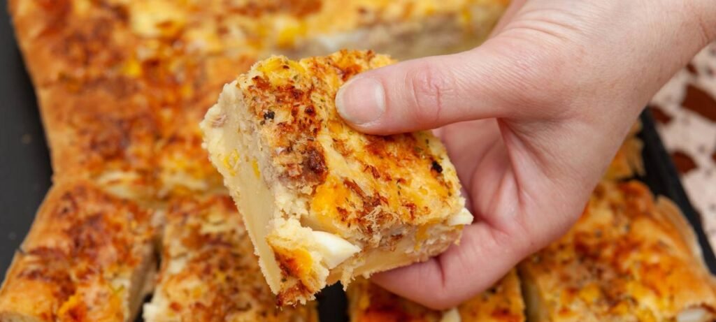 Torta de frango com pão de forma simplifica preparo - Imagem do artigo